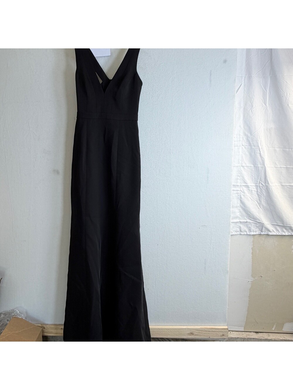 BCBGMAXAZRIA Women's Black Sleeveless V-Neck Maxi Dress Size 0 B-6 - Picture 4 of 10